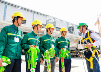 Wearing Safety Vests Reduces Accidents on Busy Sites