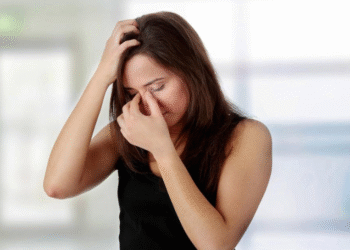 4 Ways Contacts Help Headaches