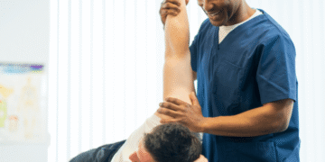 The Role of Physical Therapy in Spine Doctor Treatment Plans