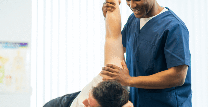 The Role of Physical Therapy in Spine Doctor Treatment Plans