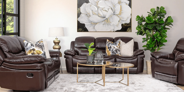 Settee vs Couch